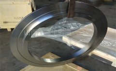 不銹鋼鍛件采用模鍛生產(chǎn)的優(yōu)點有哪些？