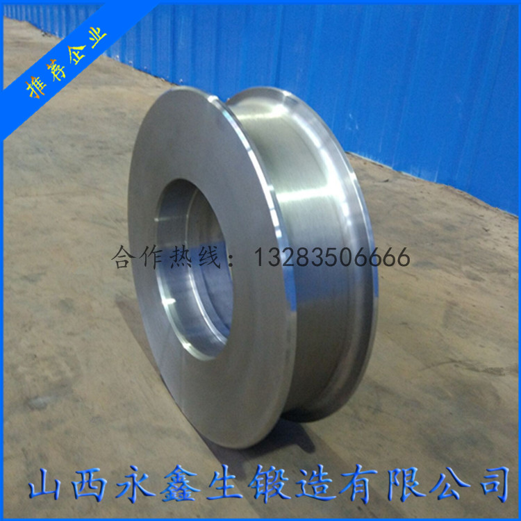 三軸轉(zhuǎn)向架車輪鍛件