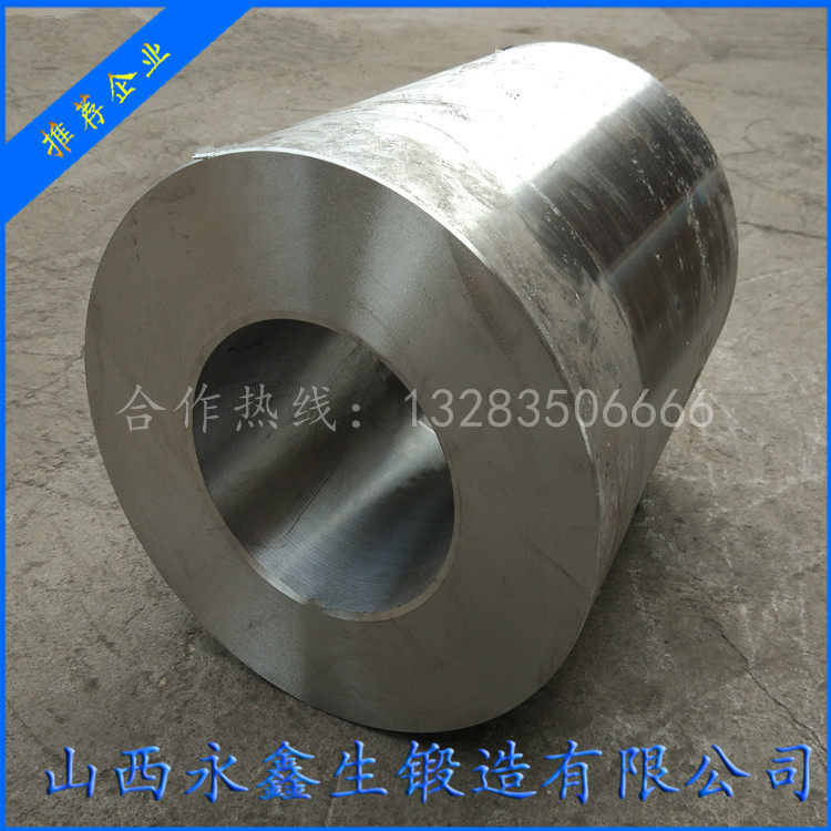 大型折彎?rùn)C(jī)主油缸鍛件