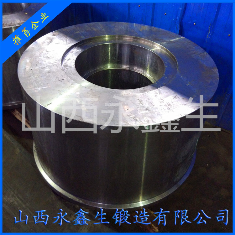 鍛造大型金屬打包機(jī)油缸